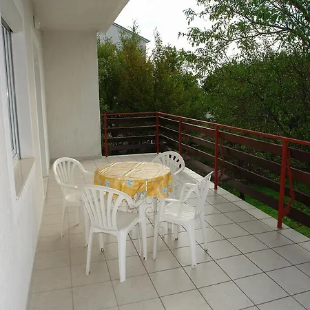 Apartment Olga 1 *